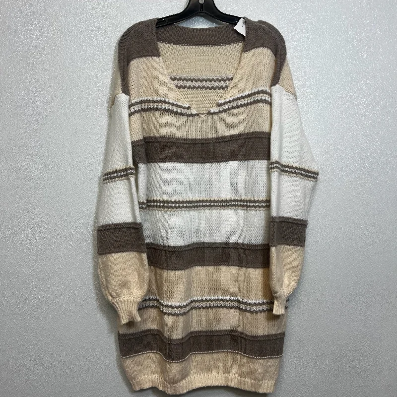 Dress Sweater By Clothes Mentor In Ivory, Size: 2x