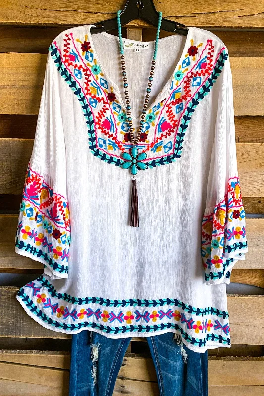 AHB EXCLUSIVE: Open Arms Tunic - White