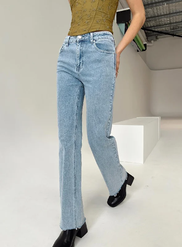 Pyrene Straight Leg Jeans Mid Wash Denim