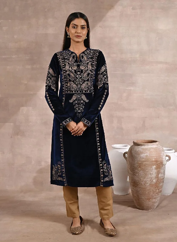 Blue Paisley Velvet Kurta With Thread Work