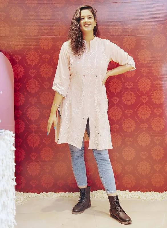 Pink Straight Embroidered Kurta with 3/4th Sleeves