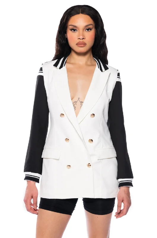 VARSITY LUXE FIT BLAZER